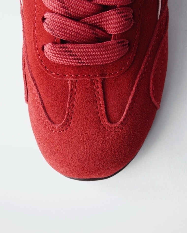 72147334-9373-444e-b02e-f48f8e58b6f7 Zara Red Kids Trainers Size 31 | Casual Lace-Up Sneakers | City Nest Kids