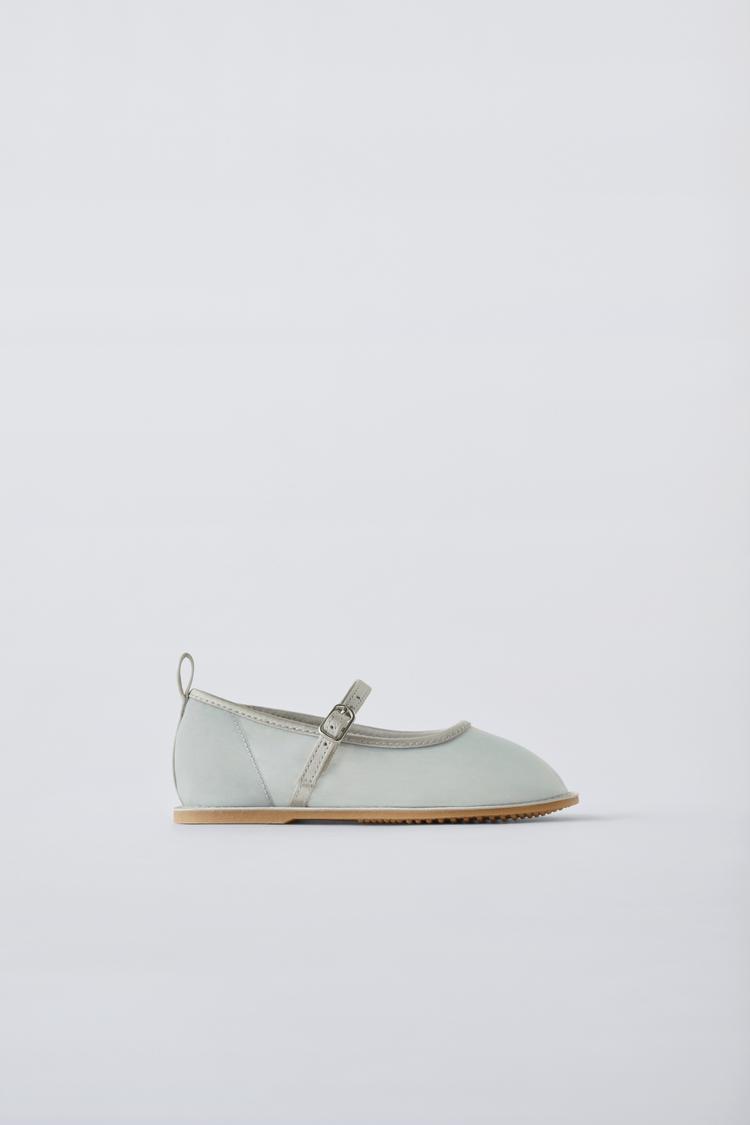 IMG_2452 Zara Girls White Mary Jane Shoes Size 23 | City Nest Kids