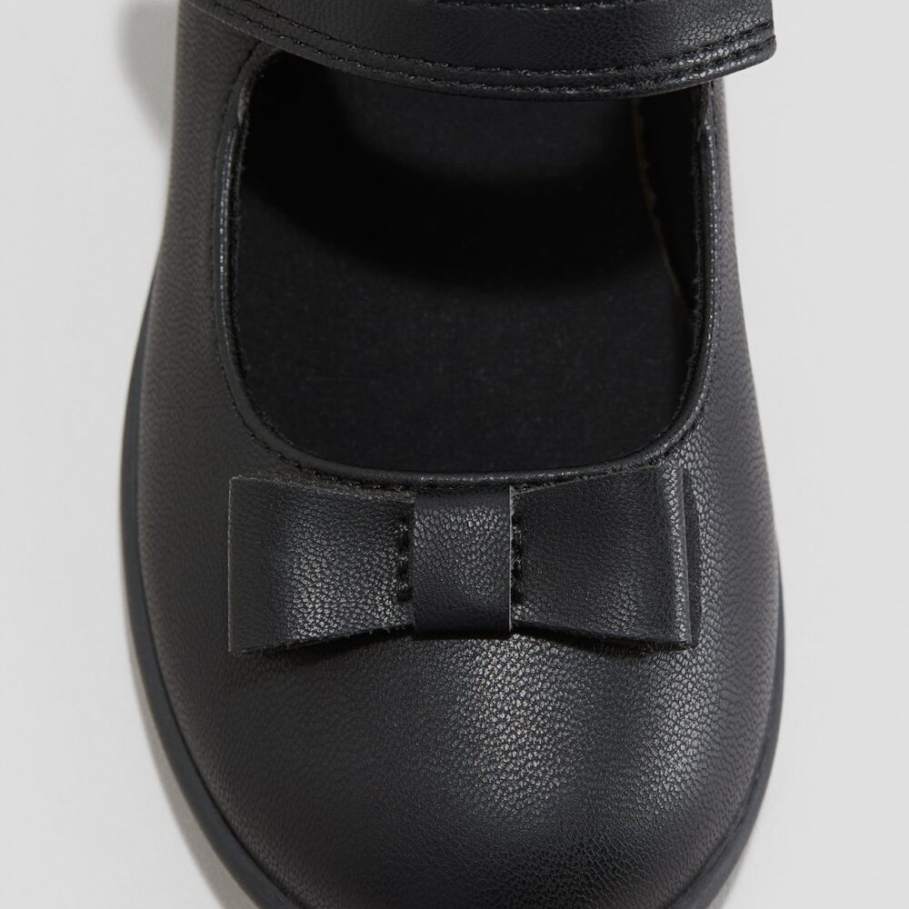 IMG_2489 H&M Girls Black Mary Jane Shoes Size 27 | City Nest Kids