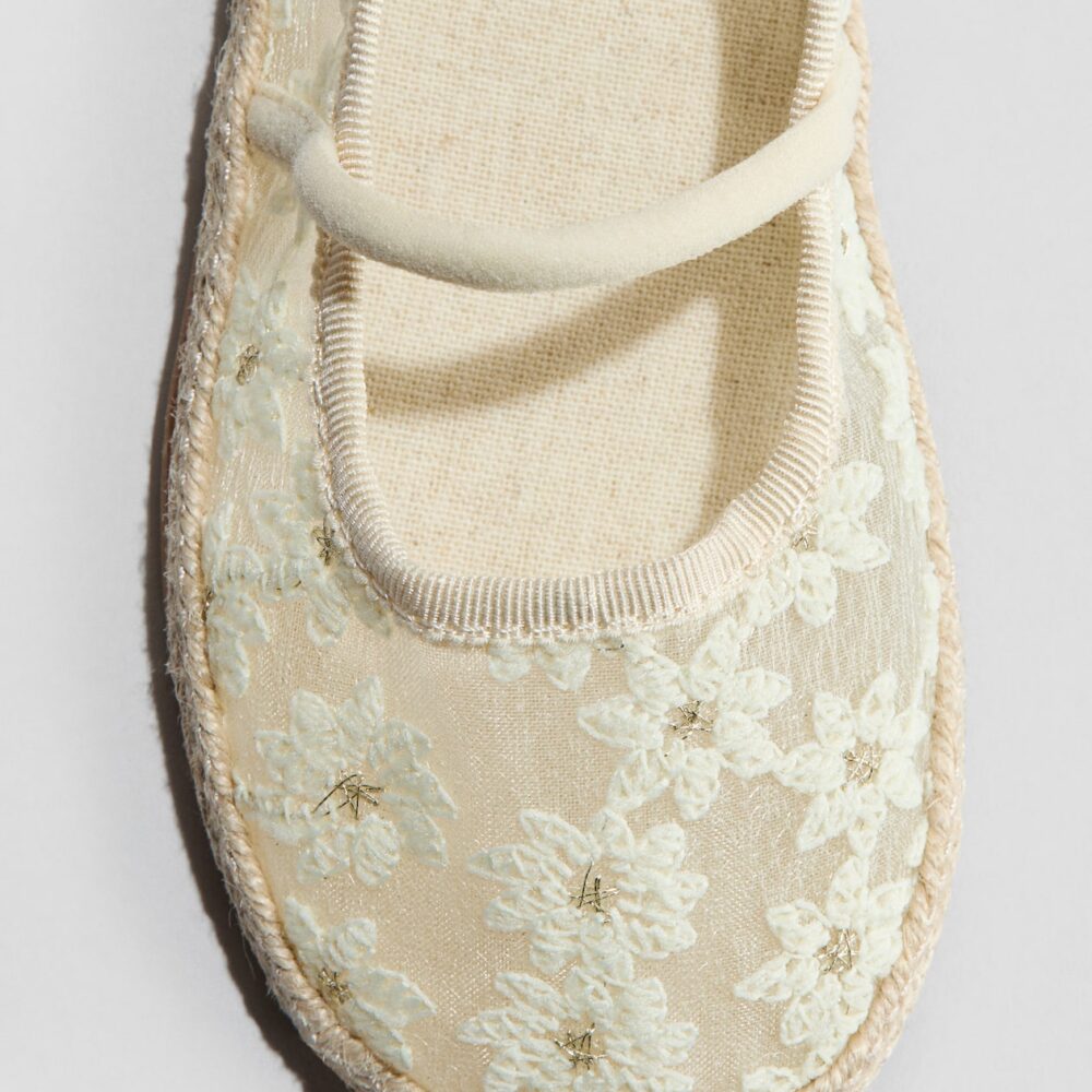 H&M Girls Floral Lace Ballet Shoes Size 29 | City Nest Kids