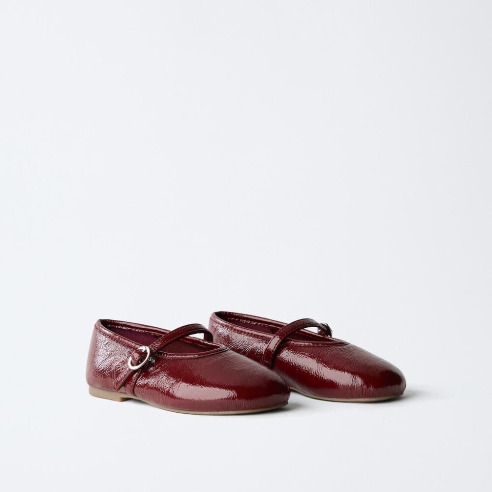 IMG_3101 Zara Girls Burgundy Patent Mary Jane Shoes Size 24 | City Nest Kids