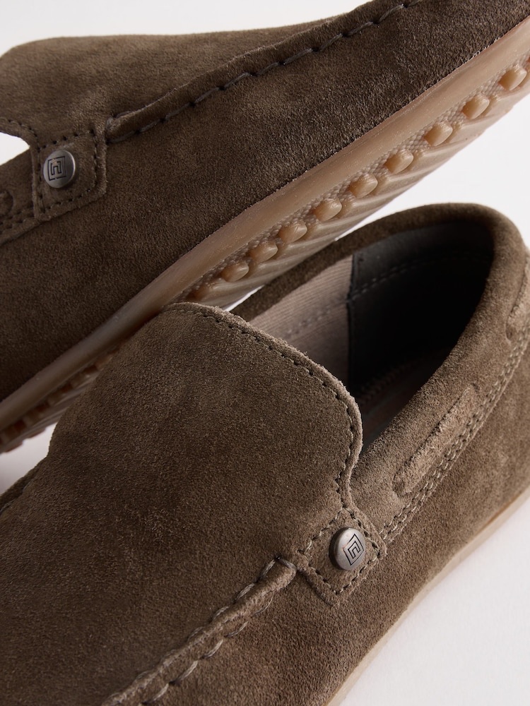 img_8275 Next Boys Brown Suede Loafers Size 33 | City Nest Kids